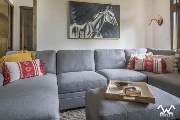 Luxurious Modern Condo - Image 2