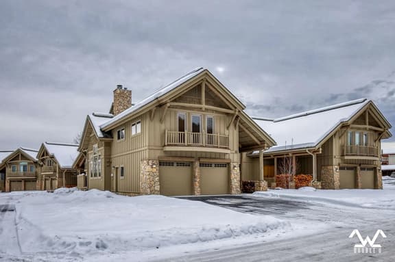 Howling Elk Hideaway - Image 1